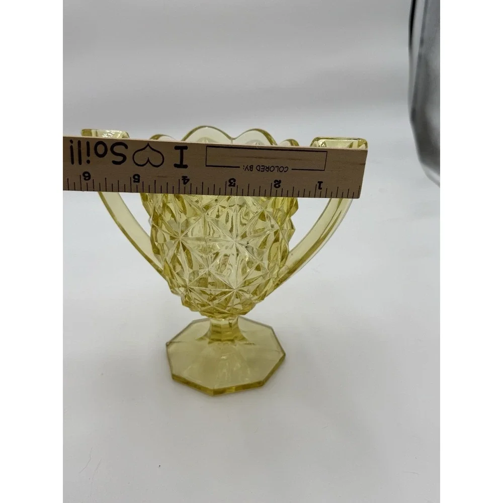 Vintage tiffin-Franciscan‎ Williamsburg Banana Yellow Glass w/handles